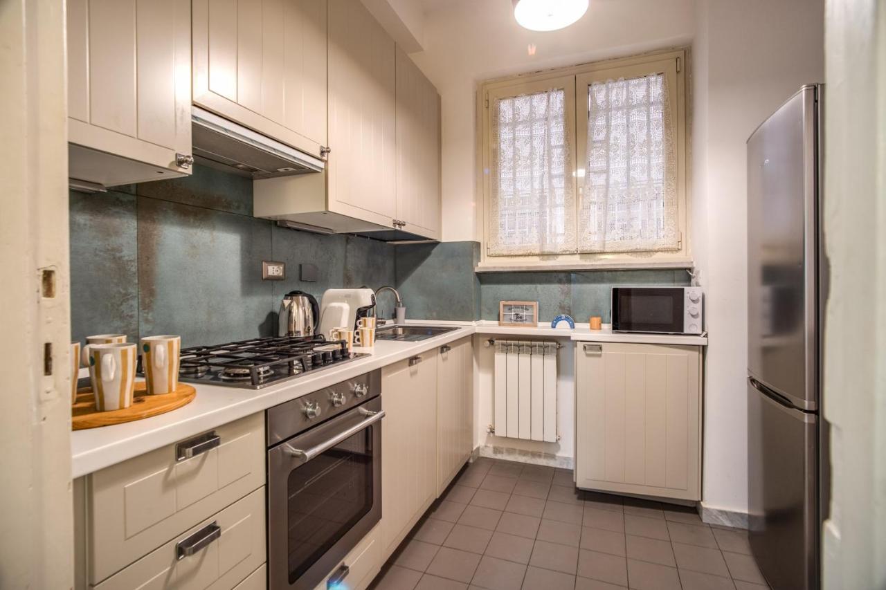 Fresh House Colosseo Rome Bagian luar foto