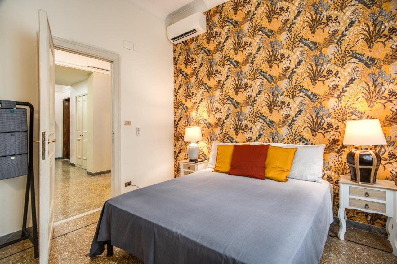 Fresh House Colosseo Rome Bagian luar foto