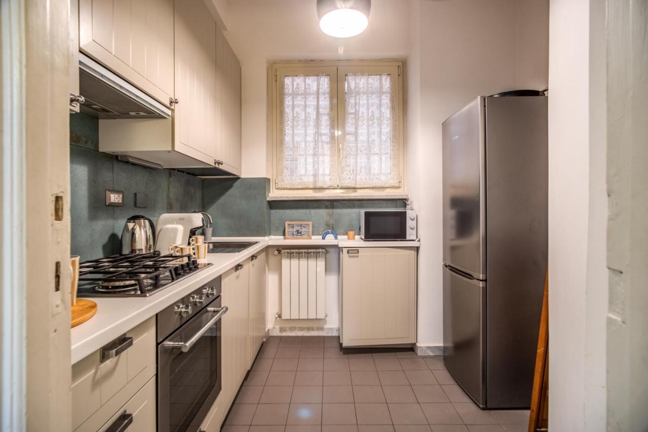Fresh House Colosseo Rome Bagian luar foto