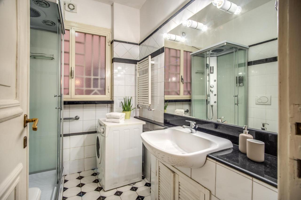 Fresh House Colosseo Rome Bagian luar foto