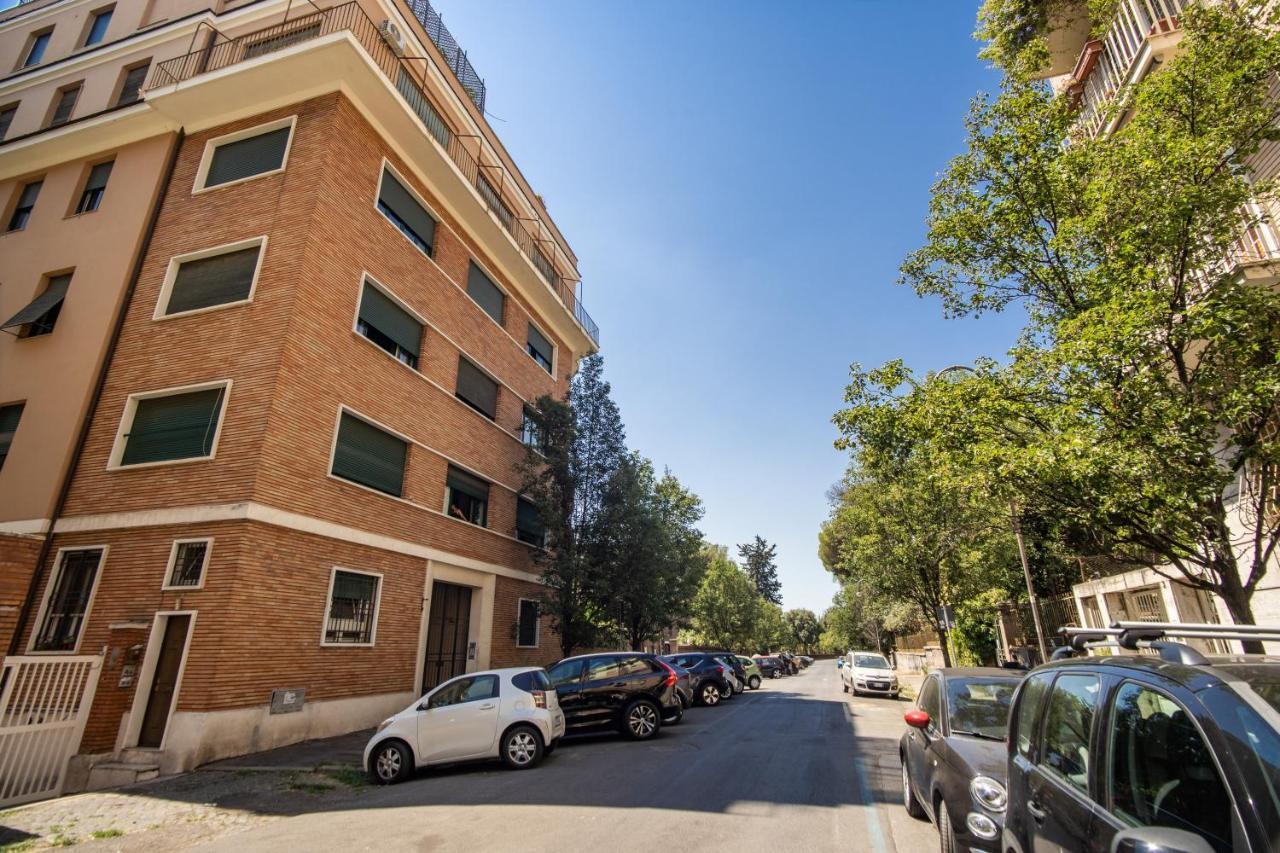 Fresh House Colosseo Rome Bagian luar foto